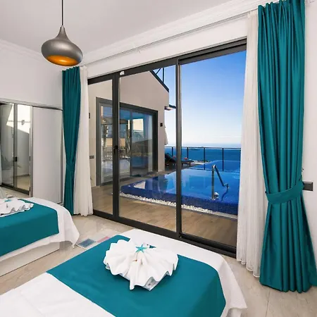 빌라 2 Bedroom Seaview With Private Heated Pool